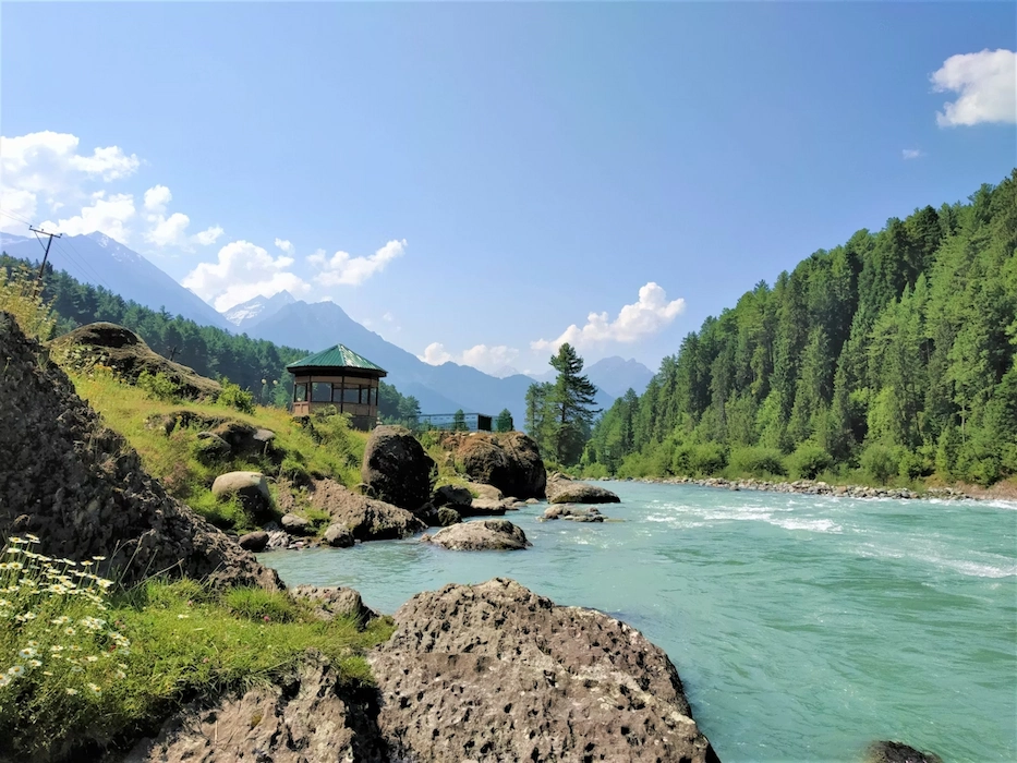 Gulmarg Pahalgam Tour Package